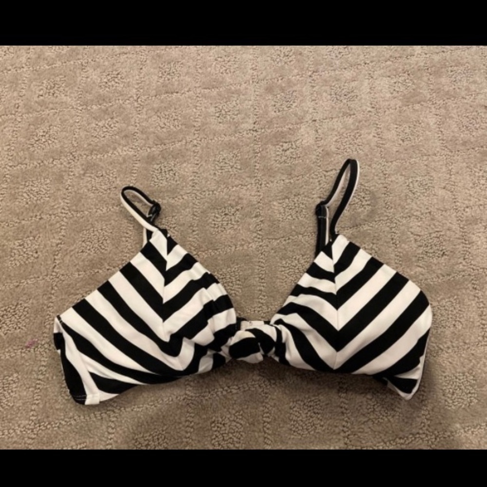Black and White Bikini Top, 11-13
